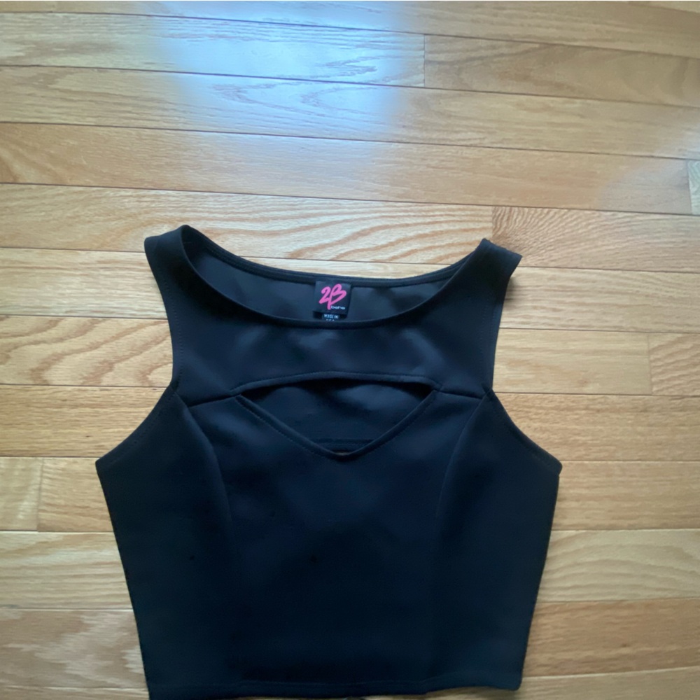 Black Sleeveless Top & sizer small wide leg style black dress pant.